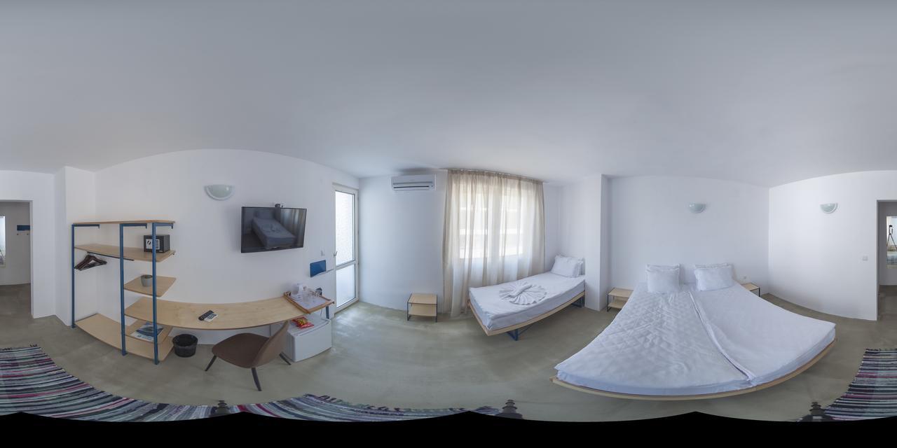 Hotel Mistral Nesebar Bagian luar foto
